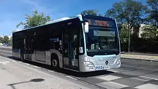 Stivo Mercedes Citaro C2 n°139 en gare de Cergy Saint-Christophe, sur la ligne 38.