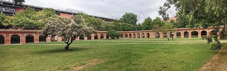 Le cloître restauré en 2019