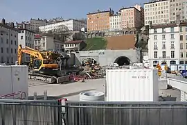 Vue de l'entrée côté Rhône