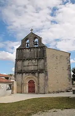 Façade de l'église Notre-Dame.