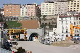 Vue de l'entrée côté Rhône