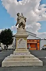 Monument aux morts« Monument aux morts de 1914-1918 à Muron », sur À nos grands hommes