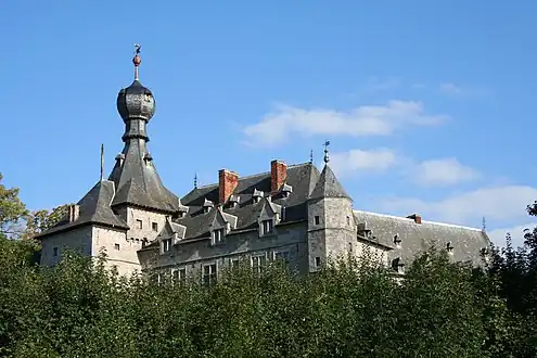 Le château vu du parc