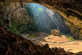 Image illustrative de l’article Grotte de Phraya Nakhon