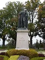 Statue de Joseph Marie Dessaix
