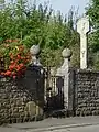 Un calvaire dans le cimetière