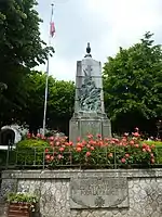 Le monument aux morts de Bubry.