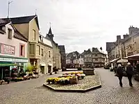 Malestroit : la rue Saint-Michel.