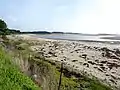 La pointe de Men Du et l'île de Stuhan vus depuis la plage du Men Du.