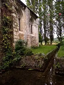 Chapelle Saint-Éloi, façade sud.