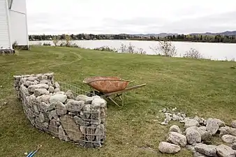 Le Tacon Site du Pèlerinage rend hommage aux habitants du village de Saint-Cyriac et à la route des pionniers.