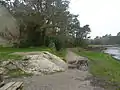 La Rivière de Pont-l'Abbé, rive droite : anneau d'amarrage à hauteur de la pointe de Rosquerno