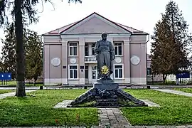 La statue de Taras Chevtchenko classée.