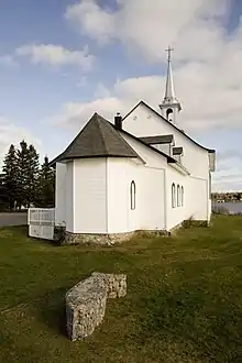 La chapelle Saint-Cyriac, construite en bois entre 1902 et 1905 représente le leg du village de Saint-Cyriac.