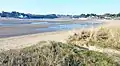 Guidel-Plage et l'estuaire de la Laïta à marée basse vus depuis la dune du Pouldu.