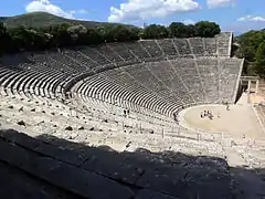 Le théâtre d'Épidaure, IVe siècle av. J.-C. ou début du IIIe siècle av. J.-C.