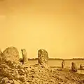 Le cromlech d'Er Lannic (photographie de Zacharie Le Rouzic).