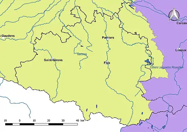 Le département est découpé en deux sous-bassins administratifs : « Garonne » et « côtiers méditerranéens ».