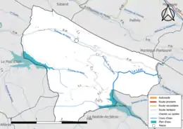 Carte en couleur présentant le réseau hydrographique de la commune