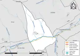 Carte en couleur présentant le réseau hydrographique de la commune