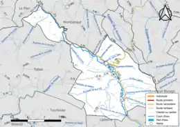 Carte en couleur présentant le réseau hydrographique de la commune