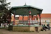 Kiosque à musique de la place du Général de Gaulle.