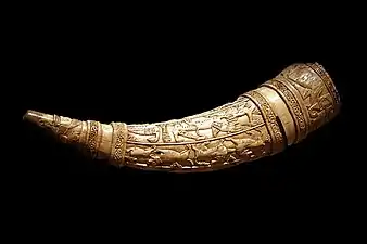 Olifant en ivoire (circa. 1200, Italie).