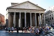 Façade du Panthéon.