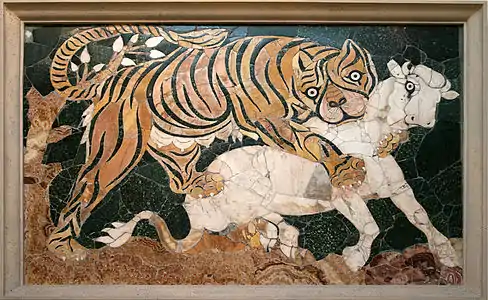 Mosaïque de tigre attaquant un veau.