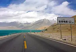 Route du Karakoroum au Xinjiang.