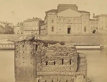 Les vestiges du pilier de la Chapelle au milieu du XIXe siècle (1869, Archives municipales de Toulouse).