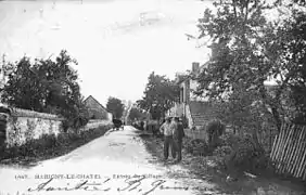 Entrée du village (années 1900).