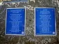 Deux des plaques commémoratives du « Chemin de mémoire » de la Pointe Saint-Mathieu portant le nom de bateaux français coulés tout au long de notre histoire (Association Aux Marins).