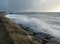 La tempête du 1er février 2014 à la pointe de Mousterlin : vagues à l'assaut de la dune juste à l'ouest de la pointe de Mousterlin.