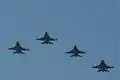 Formation en Finger-Four de F-16 de l'USAF.