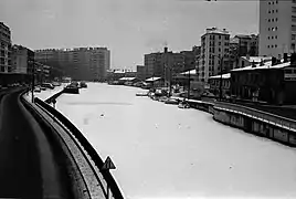 Le canal du Midi gelé, pendant l'hiver 1985.