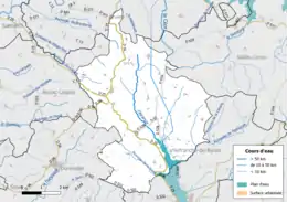 Carte en couleur présentant le réseau hydrographique de la commune