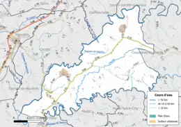 Carte en couleur présentant le réseau hydrographique de la commune