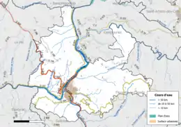 Carte en couleur présentant le réseau hydrographique de la commune