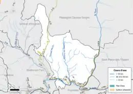 Carte en couleur présentant le réseau hydrographique de la commune