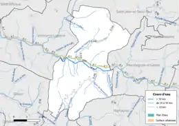 Carte en couleur présentant le réseau hydrographique de la commune