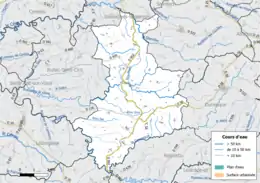 Carte en couleur présentant le réseau hydrographique de la commune