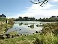 Le fond de la baie de Mané Jouan à marée haute (rive droite de la ria d'Étel).