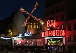 Le Moulin-Rouge de Montmartre à Paris