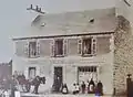 Le café-forge de la famille Malléjac vers 1910.