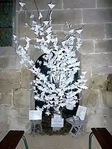 Chapelle Saint-Colomban : arbre à prières