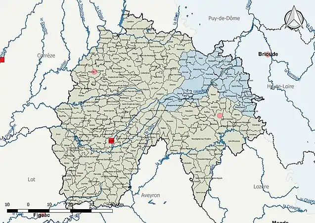 Le Cantal est découpé en deux bassins DCE :  Adour-Garonne et Loire-Bretagne.