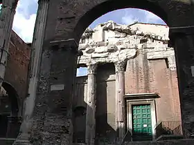 Image illustrative de l’article Église Sant'Angelo in Pescheria