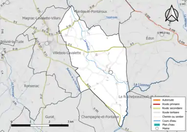 Carte en couleurs présentant le réseau hydrographique de la commune