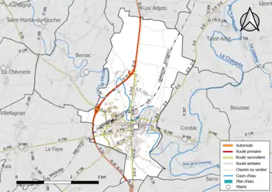 Carte en couleur présentant le réseau hydrographique de la commune